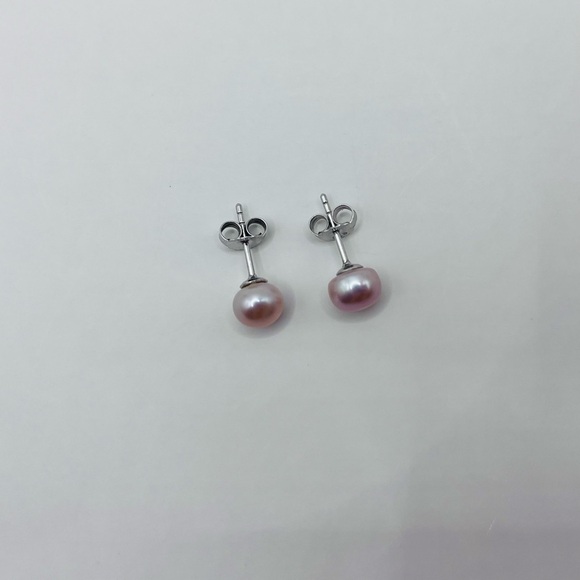 South Sea Pearls Button Earrings - Picture 3 of 4
